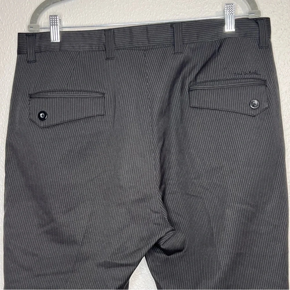 Travis Mathew Mens Golf Pants Black White Pinstripe Size 36 Stretch Performance